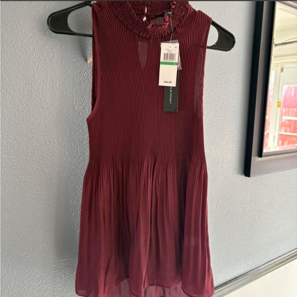 Cable & Gauge Burgundy Sleeveless Top